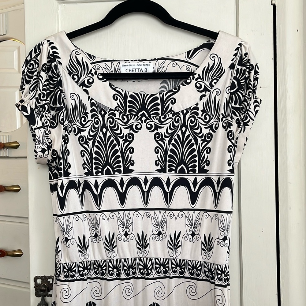 Vintage black and white dress.